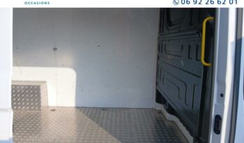 Image illustrative Fourgon occasion climatisation blanc candy Reunion à saisir.