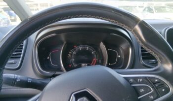 Occasion à prix réduit chez Renault-renault Le Port : Vente monospace 2022, monospace à La Reunion.