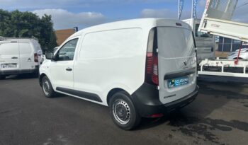 Occasion à vendre : Renault voiture blanc glacier diesel 1.5 blue dci 75ch generique Reunion