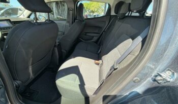 Image illustrative Berline occasion climatisation gris titanium Reunion à saisir.