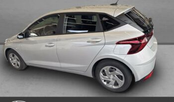 Occasion à vendre : Hyundai voiture argent elegant essence 1.2 84ch initia Reunion