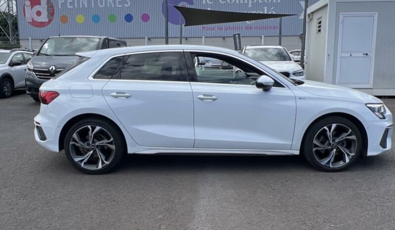 AUDI A3 Sportback 30 TFSI 110ch Mild Hybrid S line S tronic 7 complet