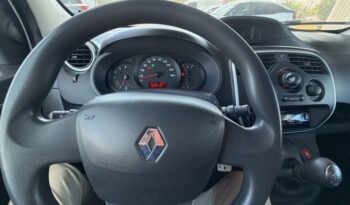 Occasion à prix réduit chez Renault-renault Saint Pierre : Vente fourgonnette 2022, fourgonnette à La Reunion.