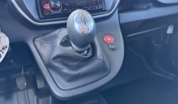 Reunion auto occasion Kangoo Express 2022 1.5 blue dci 80ch générique 5cv pas chère.