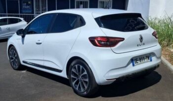 Occasion à vendre : Renault voiture blanc essence 1.0 tce 90ch evolution x-tronic Reunion