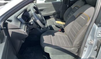 Occasion vehicule Reunion Dacia manuelle en vente à La Réunion.