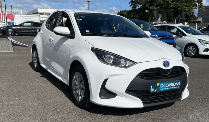 TOYOTA Yaris 116h MINIUM 5p complet