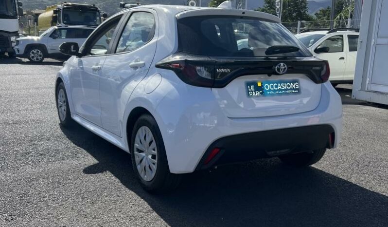 TOYOTA Yaris 116h MINIUM 5p complet