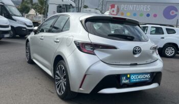 Occasion à vendre : Toyota voiture gris hybride : essence/electrique 122h dynamic my21 Reunion