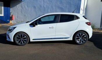 Clio occasion Reunion 1.0 tce 90ch evolution, modèle 2022 à vendre.