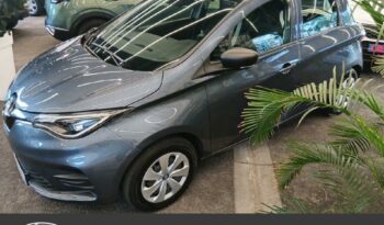 Zoe occasion Reunion e-tech equilibre charge normale r110 - 22b, modèle 2022 à vendre.