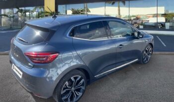 Clio occasion Reunion 1.6 e-tech hybride 145ch evolution, modèle 2022 à vendre.