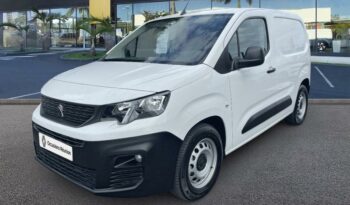Vente Peugeot Partner m 800kg electrique 136ch batterie 54 kwh pack premium connect Renault-renault Saint Pierre, La Reunion.