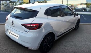 Clio occasion Reunion 1.6 e-tech hybride 140ch limited -21n, modèle 2022 à vendre.
