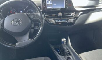 Occasion à vendre : Toyota voiture blanc nacré hybride : essence/electrique 122h edition 2wd e-cvt my20 Reunion