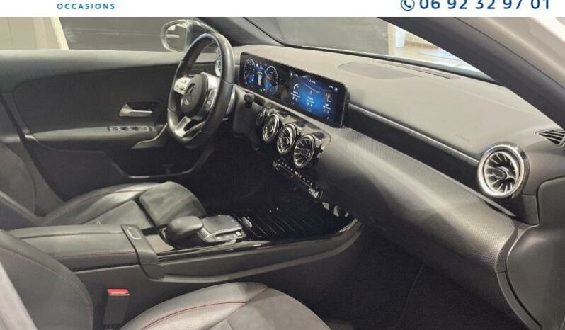 MERCEDES-BENZ Classe A 250 e 160+102ch AMG Line 8G-DCT 8cv complet