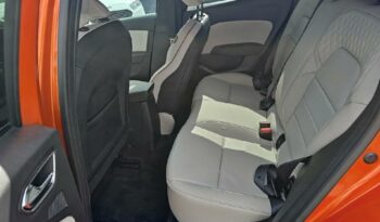 Image illustrative Berline occasion climatisation orange valencia Reunion à saisir.