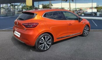 Clio occasion Reunion 1.6 e-tech 140ch initiale paris -21, modèle 2022 à vendre.