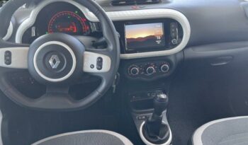 Occasion à vendre : Renault voiture blanc quartz essence 1.0 sce 65ch equilibre Reunion