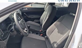 Image illustrative Berline occasion climatisation gris cendré métallisé Reunion à saisir.