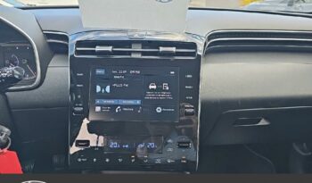 Image illustrative S.u.v. occasion climatisation shimmering silver métal/toit/rétros dark Reunion à saisir.