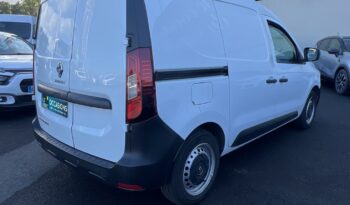 Reunion auto occasion Express Van 2022 1.5 blue dci 95ch pas chère.
