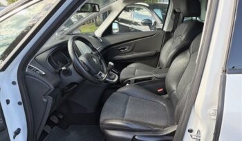 Occasion vehicule Reunion Renault manuelle en vente à La Réunion.