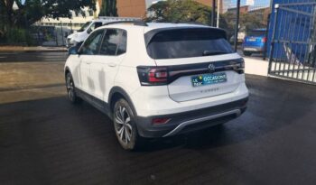 Occasion à vendre : Volkswagen voiture blanc pur essence 1.0 tsi 110ch confort dsg7 Reunion