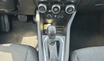 Reunion auto occasion Clio 2022 1.6 e-tech hybride 145ch equilibre pas chère.