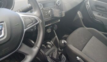Reunion auto occasion Duster 2022 société 1.5 blue dci 115ch essential 4x2 pas chère.