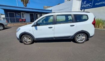 Lodgy occasion Reunion 1.5 blue dci 115ch stepway 7 places - 20, modèle 2022 à vendre.