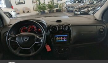 Occasion vehicule Reunion Dacia manuelle en vente à La Réunion.
