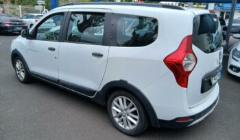 Lodgy occasion Reunion 1.5 blue dci 115ch stepway 5 places - 20, modèle 2022 à vendre.