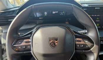 Occasion à prix réduit chez Renault-renault Saint Pierre : Vente berline 2022, berline à La Reunion.