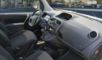 Occasion à vendre : Renault voiture orange diesel 1.5 blue dci 80ch générique 5cv Reunion