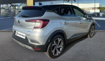 Captur occasion Reunion 1.6 e-tech hybride 145ch rs line, modèle 2022 à vendre.