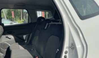 Image illustrative S.u.v. occasion climatisation blanc glacier Reunion à saisir.