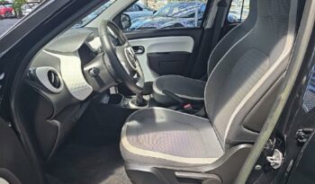 Occasion vehicule Reunion Renault manuelle en vente à La Réunion.