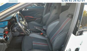 Image illustrative Berline occasion climatisation blanc lune métallisé Reunion à saisir.