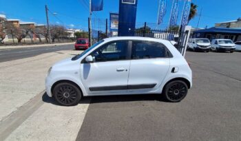 Twingo occasion Reunion 1.0 sce 65ch, modèle 2022 à vendre.