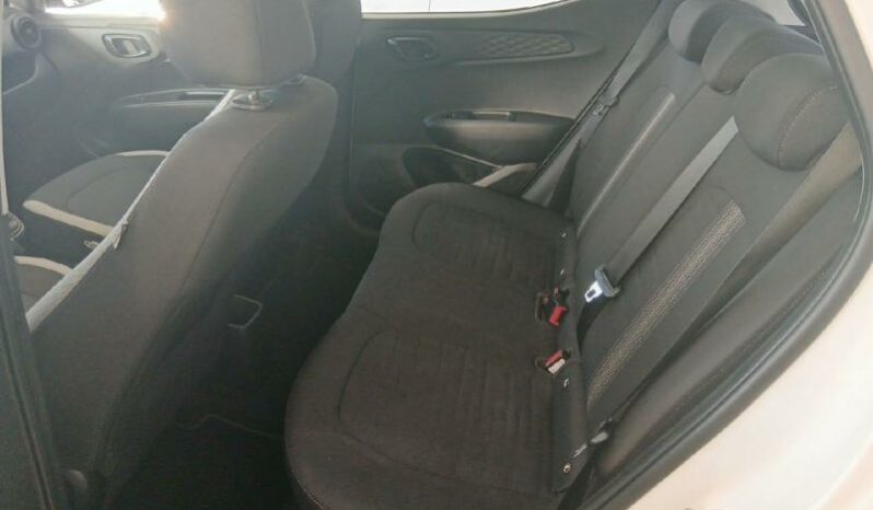 HYUNDAI i10 1.0 67ch ECO Initia complet