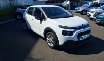 Image illustrative Berline occasion climatisation blanc banquise (o) Reunion à saisir.