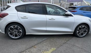 Occasion vehicule Reunion Ford automatique en vente à La Réunion.