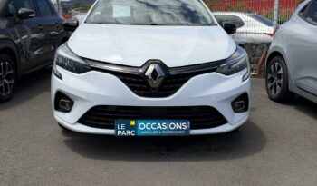 Photo Clio occasion 1.6 e-tech hybride 145ch evolution ile Reunion.
