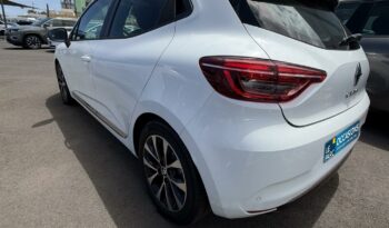 Occasion à vendre : Renault voiture blanc hybride : essence/electrique 1.6 e-tech hybride 145ch evolution Reunion