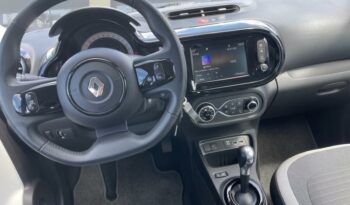 Occasion à vendre : Renault voiture blanc cristal electrique e-tech electric equilibre r80 achat intégral Reunion