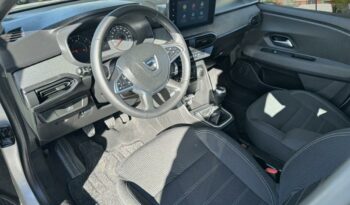Occasion à vendre : Dacia voiture gris moonstone métallisé essence 1.0 sce 65ch confort -22 Reunion