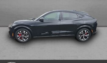 Mustang Mach-e occasion Reunion 351ch extended range 99kwh premium awd, modèle 2022 à vendre.