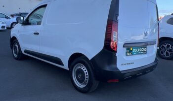 Occasion à vendre : Renault voiture blanc glacier diesel 1.5 blue dci 95ch generique Reunion