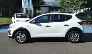 Occasion à prix réduit chez Renault-renault Saint Pierre : Vente berline 2022, berline à La Reunion.